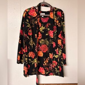 Denim & Co. floral print jersey tunic top with belt Women’s size large petite